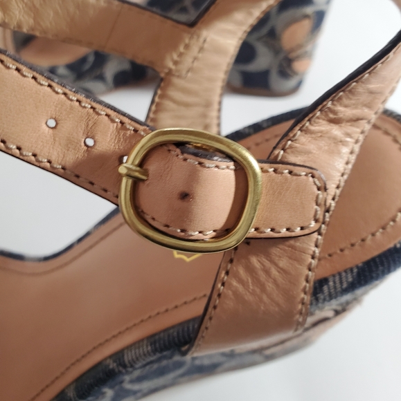 COACH Kori Denim Fleshtone Flower Patchwork Wedge - Picture 11 of 11